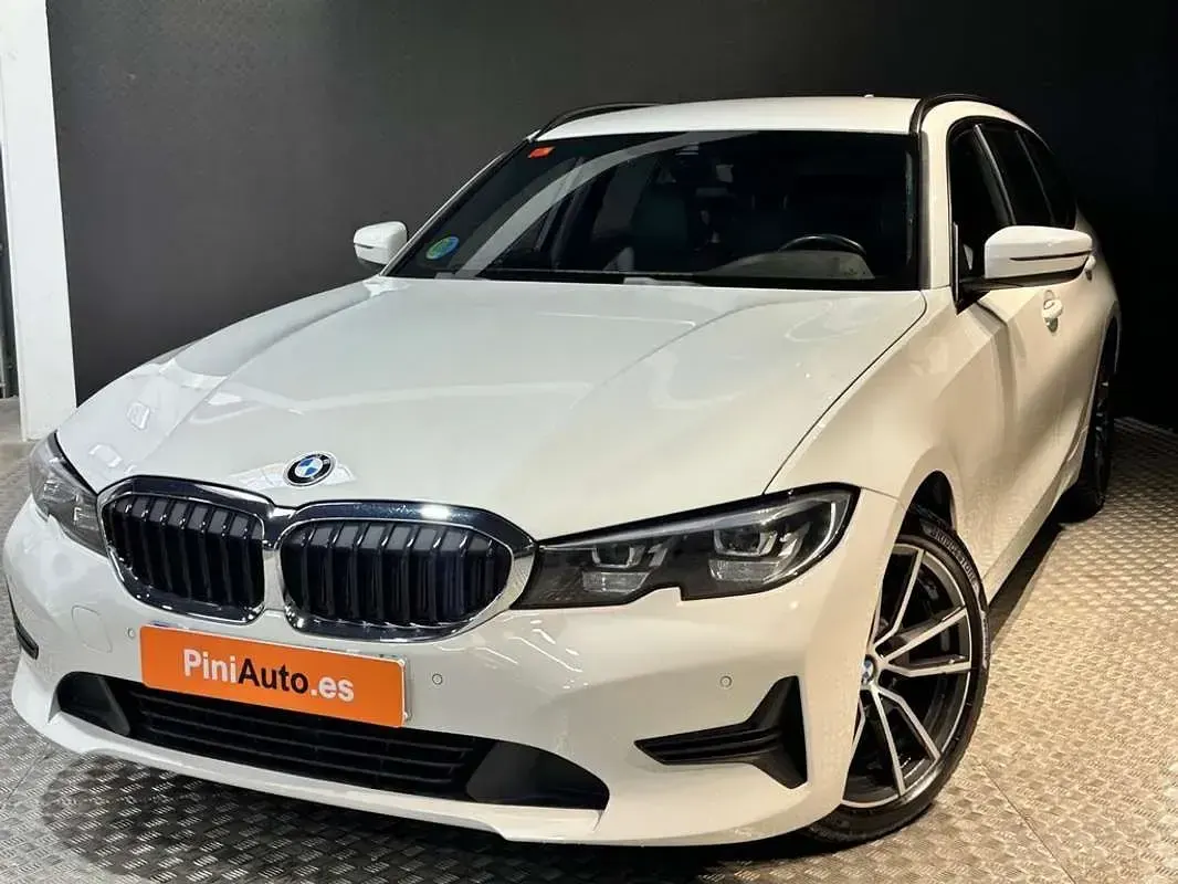 Usado BMW 320 189 CV (139 kW) 2021 Blanco Familiar
