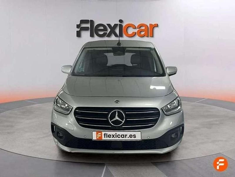 Usado Mercedes 180 116 CV (85 kW) 2023 Gris Berlina