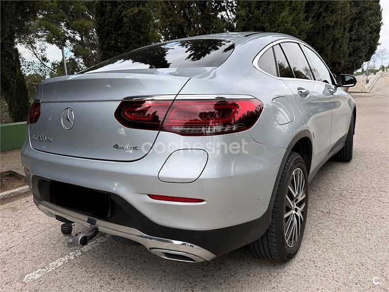 Usado Mercedes GLC300e 306 CV (225 kW) 2021 Gris / plata Coupe