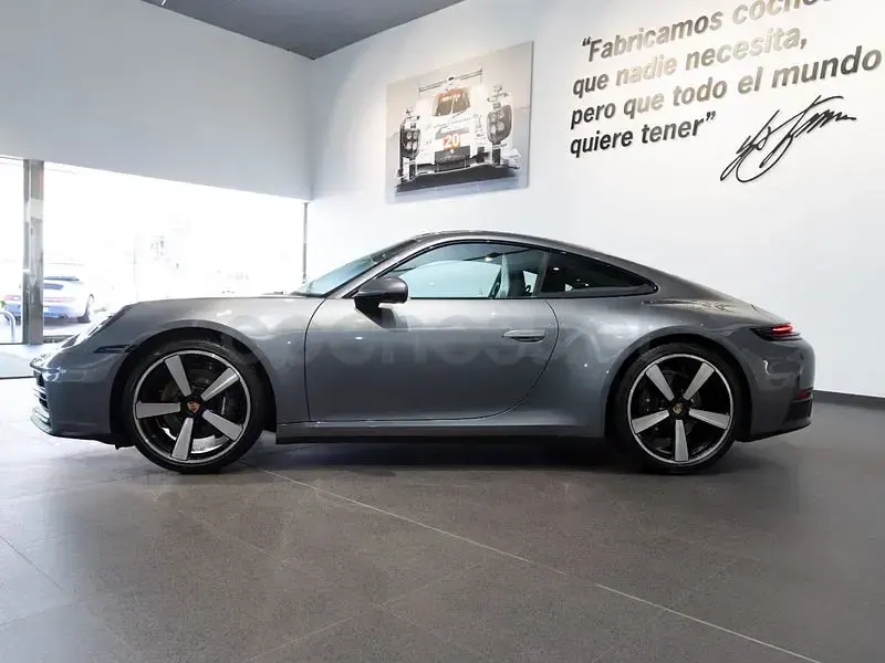 Usado Porsche 911 Carrera 394 CV (289 kW) 2026 Gris / plata Coupe