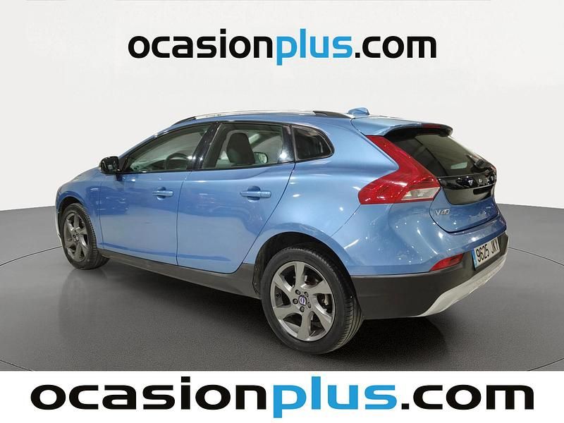 Usado Volvo V40 CC Momentum 120 CV (88 kW) 2015 Azul Familiar