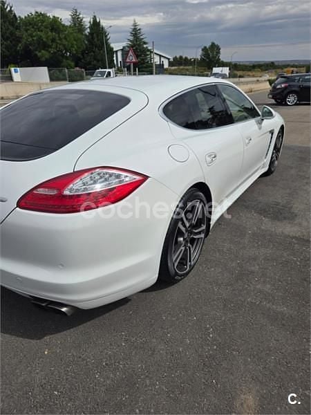 Usado Porsche Panamera Turbo 500 CV (367 kW) 2011 Blanco Berlina