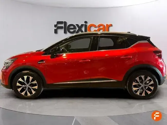 Usado Renault Captur Techno 90 CV (66 kW) 2024 Rojo SUV