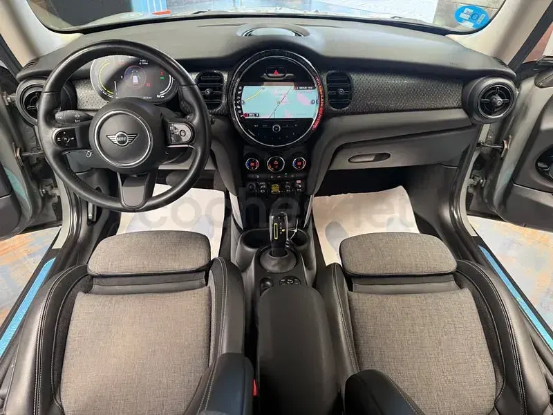 Usado Mini Cooper SE 135 kW (184 CV) 2021 Eléctrico Utilitario