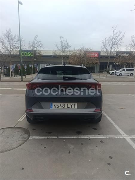 Usado Cupra Formentor 190 CV (139 kW) 2022 Gris / plata SUV