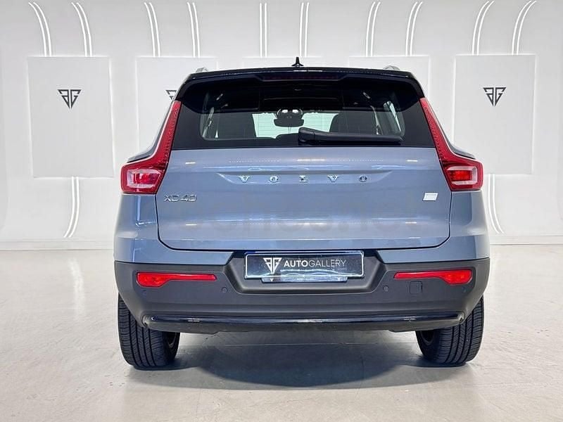 Usado Volvo XC40 Core 169 kW (231 CV) 2023 Eléctrico SUV