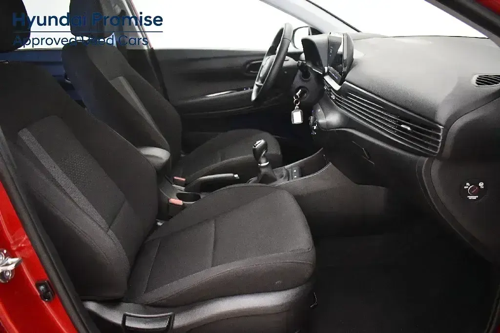 Usado Hyundai i20 100 CV (73 kW) 2025 Otro Utilitario