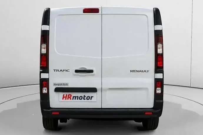 Usado Renault Trafic 120 CV (88 kW) 2020 Blanco Monovolumen