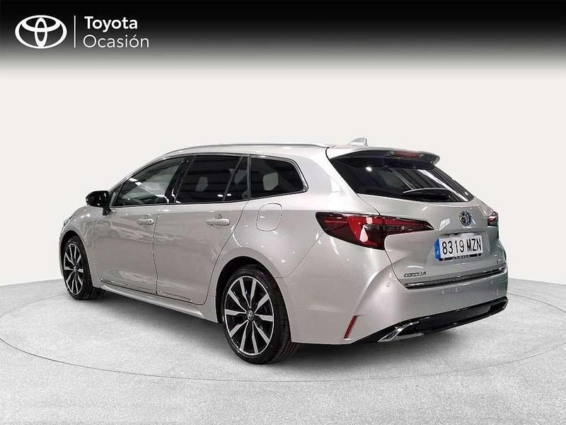 Nuevo Toyota Corolla Sport 197 CV (144 kW) 2025 Plateado Familiar