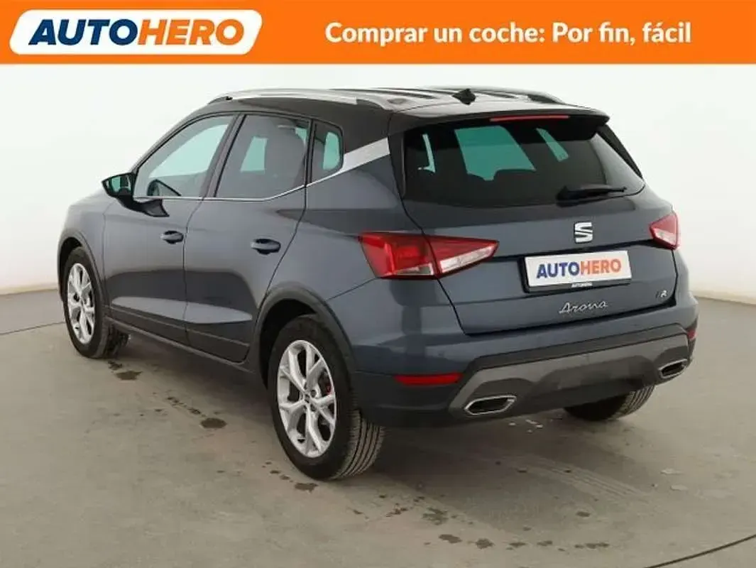 Usado Seat Arona FR 150 CV (110 kW) 2024 Gris SUV