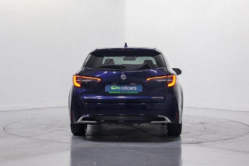 Usado Suzuki Swace 122 CV (89 kW) 2025 Azul Familiar