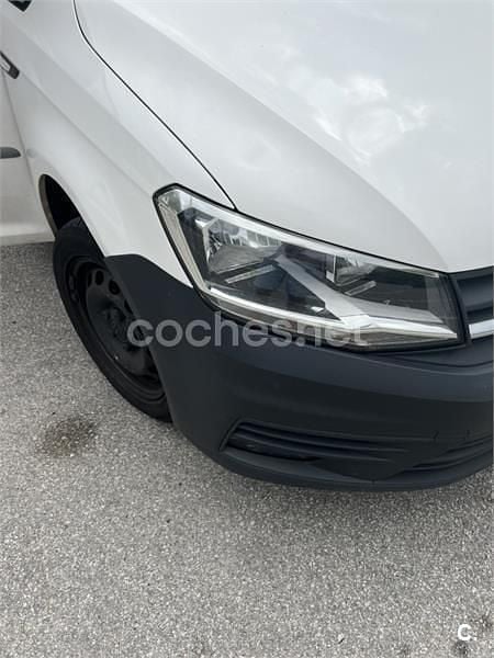 Usado VW Caddy 102 CV (75 kW) 2018 Blanco Monovolumen