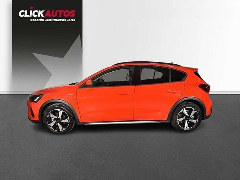 Usado Ford Focus Active 155 CV (114 kW) 2024 Rojo Berlina