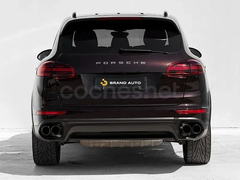 Usado Porsche Cayenne Diesel Platinum Edition 262 CV (192 kW) 2016 Granate SUV