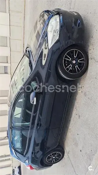 Usado Toyota Auris Live 90 CV (66 kW) 2010 Negro Utilitario
