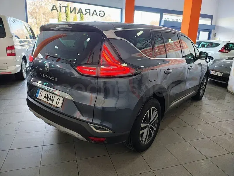 Usado Renault Espace Zen 160 CV (117 kW) 2018 Azul Monovolumen