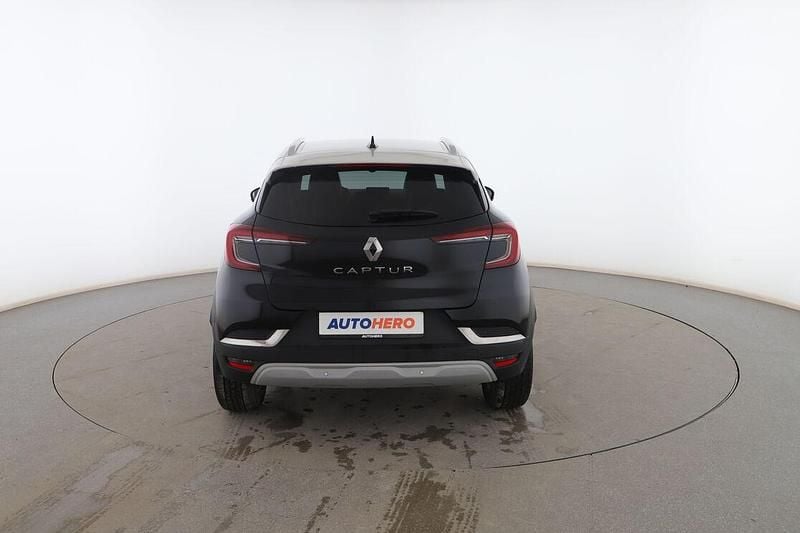 Usado Renault Captur Zen 91 CV (66 kW) 2022 Negro SUV