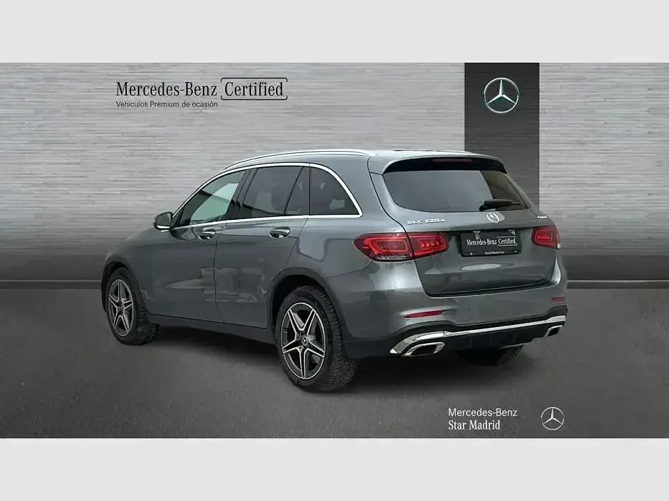 Usado Mercedes GLC220 194 CV (142 kW) 2020 Gris selenita metalizado SUV