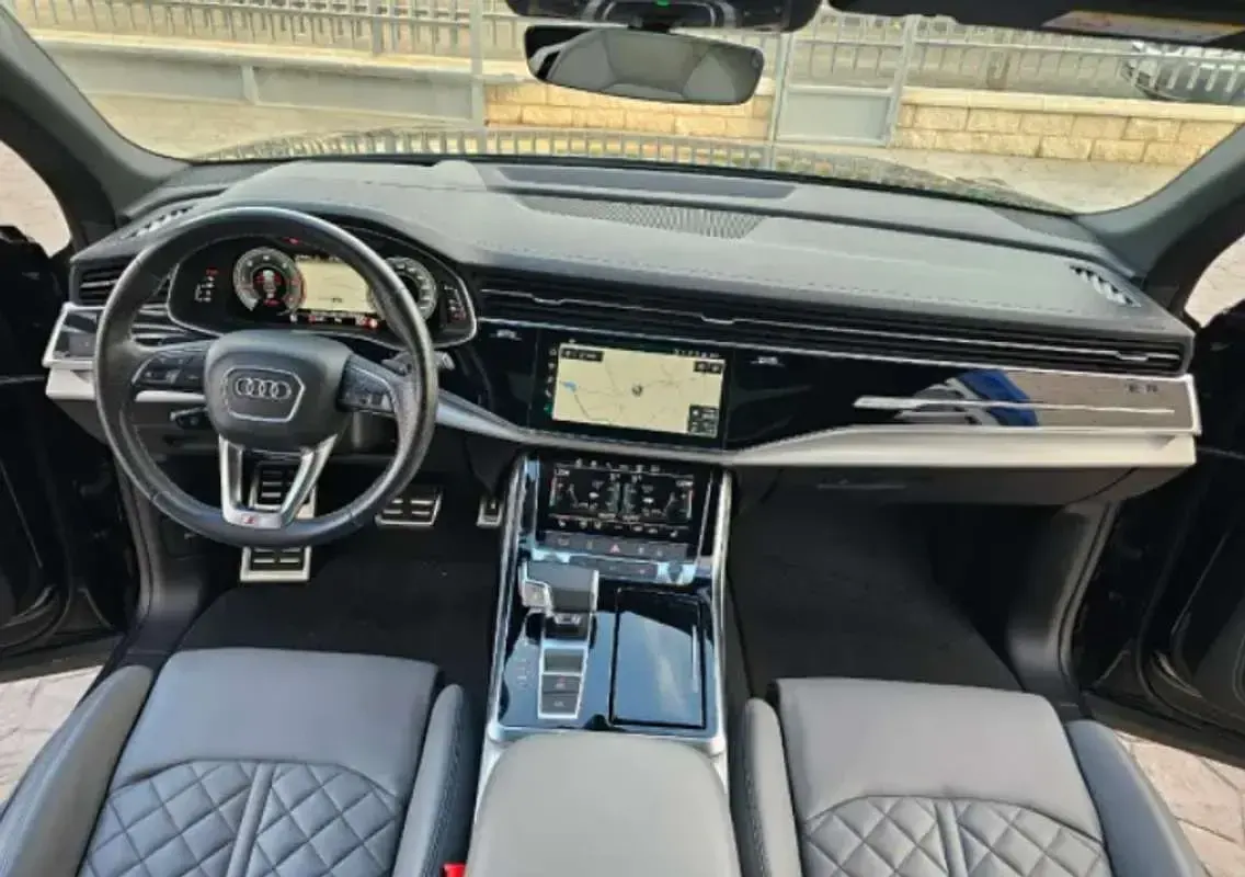 Usado Audi Q8 S-Line 286 CV (210 kW) 2022 Negro SUV