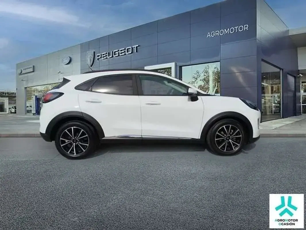Usado Ford Puma Titanium 125 CV (91 kW) 2021 Blanco SUV