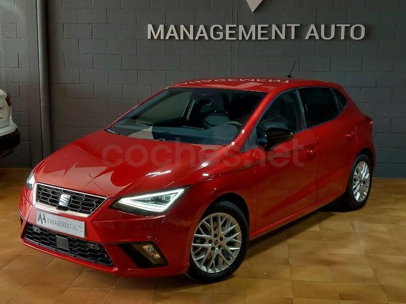 Usado Seat Ibiza FR 110 CV (80 kW) 2022 Granate Utilitario