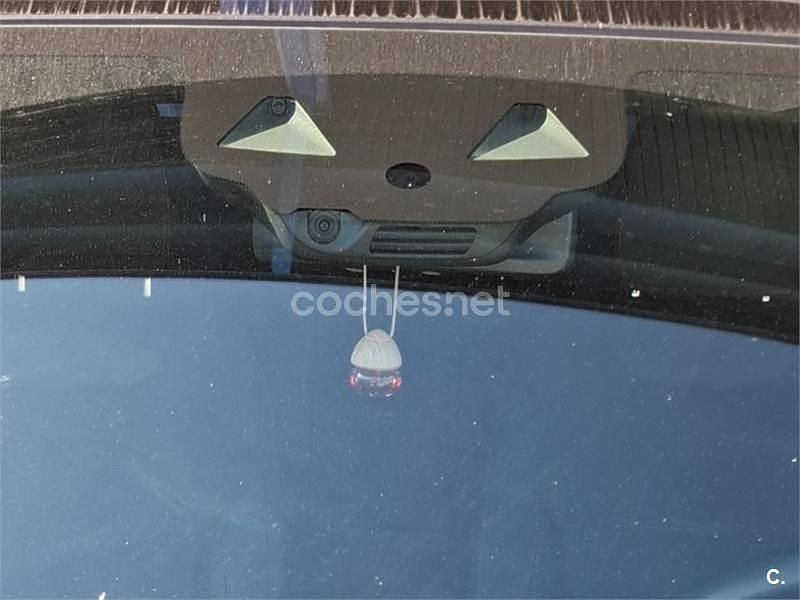 Usado Mercedes B200 150 CV (110 kW) 2022 Negro Monovolumen