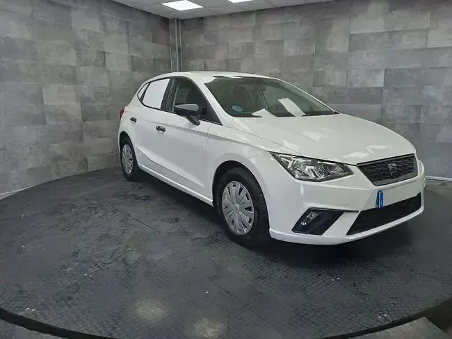 Usado Seat Ibiza Business 90 CV (66 kW) 2021 Blanco Utilitario
