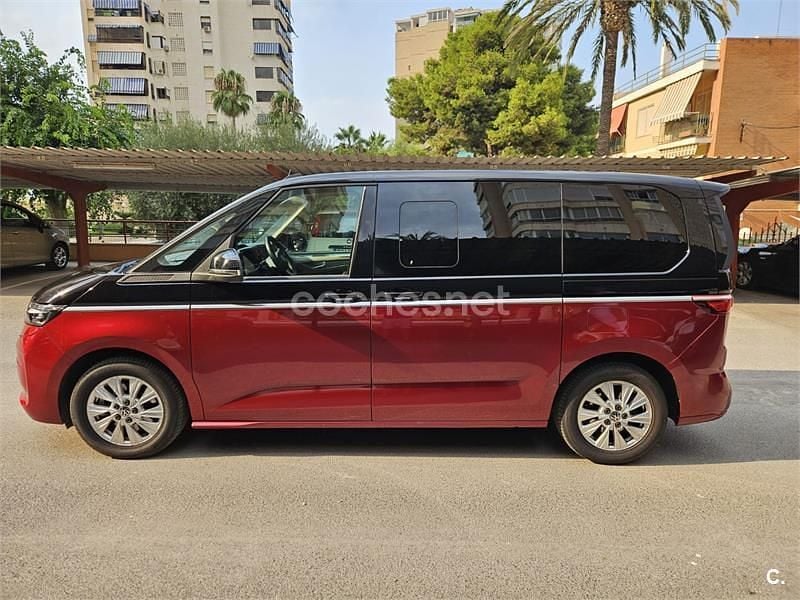 Granate Usado 2022 VW Multivan Life Van | 42.500 € (Precio justo) - Imagen 1/4