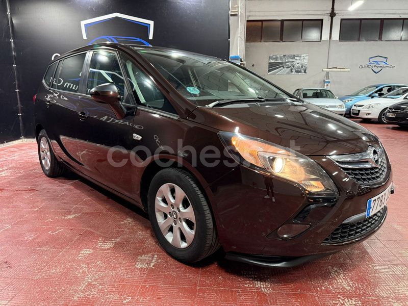 Marrón Usado 2015 Opel Zafira Family Monovolumen | 8599 € (Caro) - Imagen 1/4