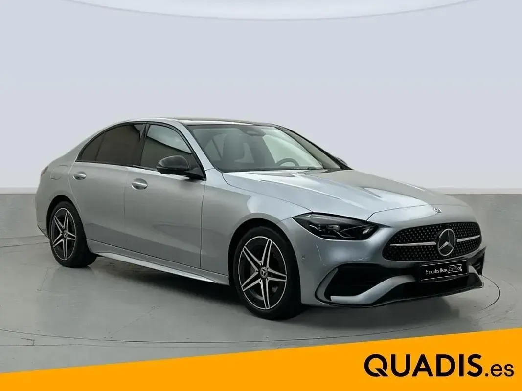 Usado Mercedes C220 197 CV (144 kW) 2025 Gris plata Berlina