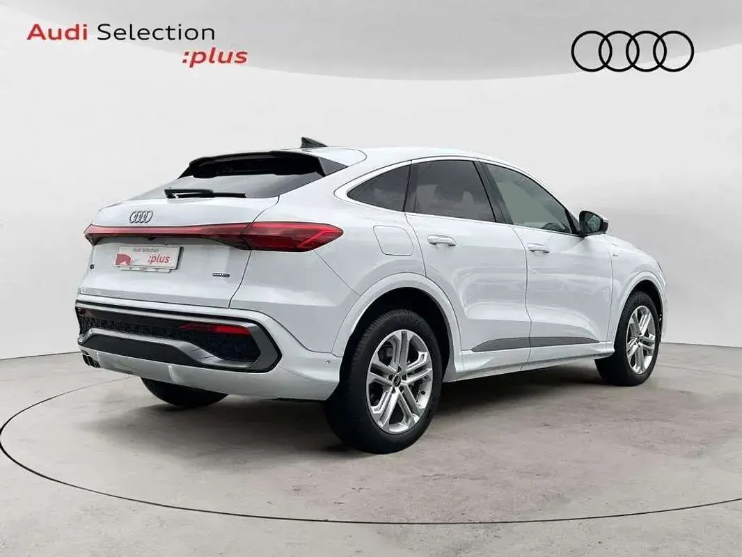 Usado Audi Q5 Sportback S-Line 204 CV (150 kW) 2026 Blanco SUV