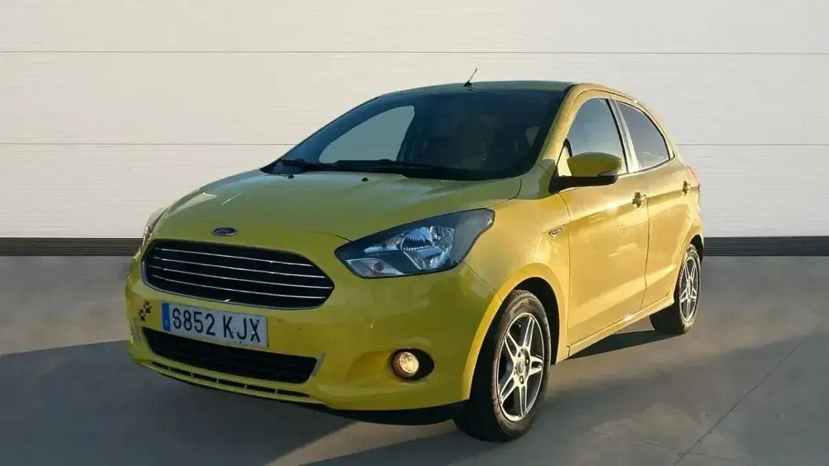 Usado Ford Ka Ultimate 86 CV (63 kW) 2018 Amarillo Berlina