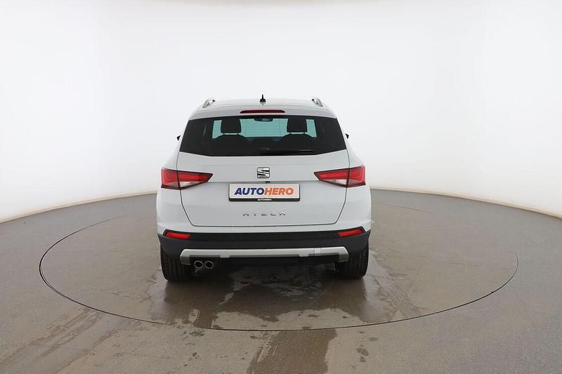 Usado Seat Ateca XCELLENCE 150 CV (110 kW) 2018 Blanco SUV