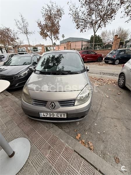 Gris / plata Usado 2004 Renault Scénic II Dynamique Monovolumen | 2450 € (Precio justo) - Imagen 1/4