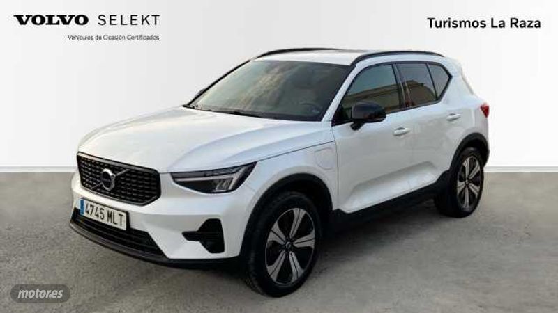 Blanco Usado 2023 Volvo XC40 Plus SUV | 35.900 € (Precio justo) - Imagen 1/4