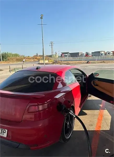 Usado Alfa Romeo GT Progression 150 CV (110 kW) 2004 Rojo Coupe