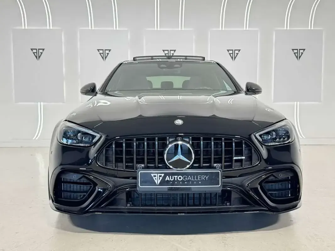 Usado Mercedes C63 AMG AMG 680 CV (500 kW) 2026 Negro Berlina