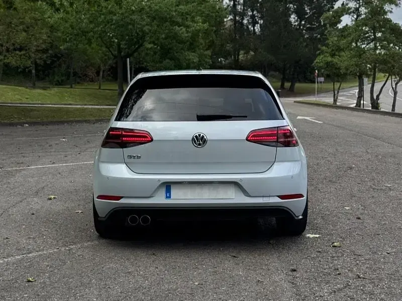 Usado VW Golf VII GTD 184 CV (135 kW) 2017 Blanco Berlina