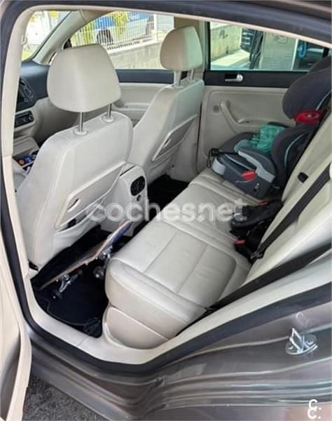 Usado VW Golf Plus Cross Sport 160 CV (117 kW) 2010 Beige Monovolumen