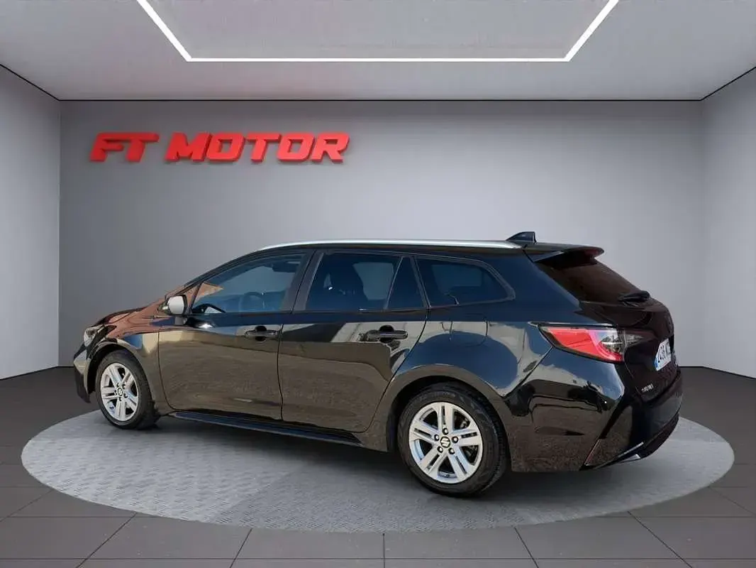 Usado Suzuki Swace 121 CV (88 kW) 2022 Negro Familiar
