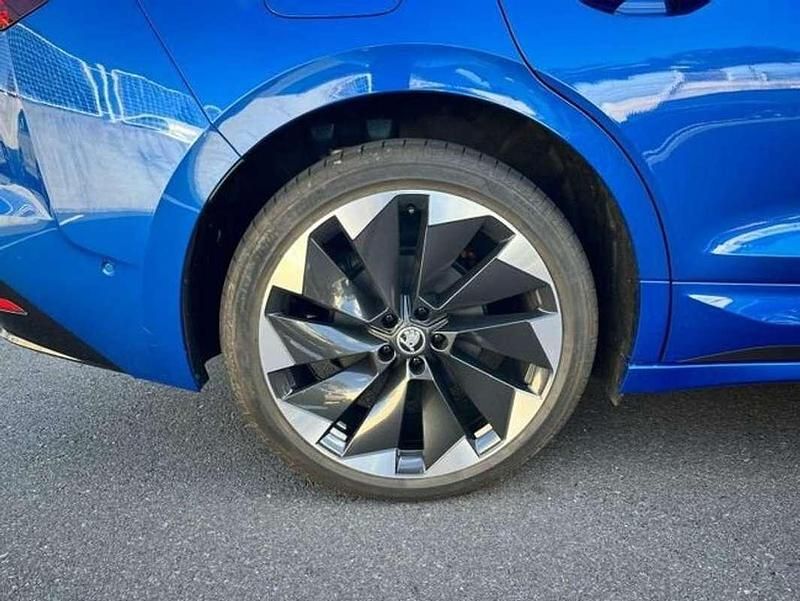 Usado Skoda Enyaq iV SportLine 150 kW (204 CV) 2024 Azul SUV