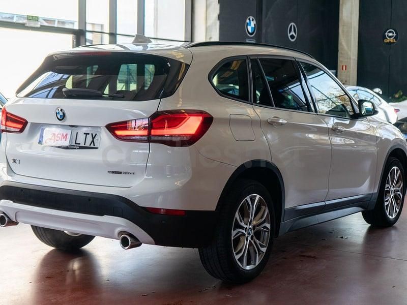 Usado BMW X1 Sport Line 150 CV (110 kW) 2022 Blanco SUV