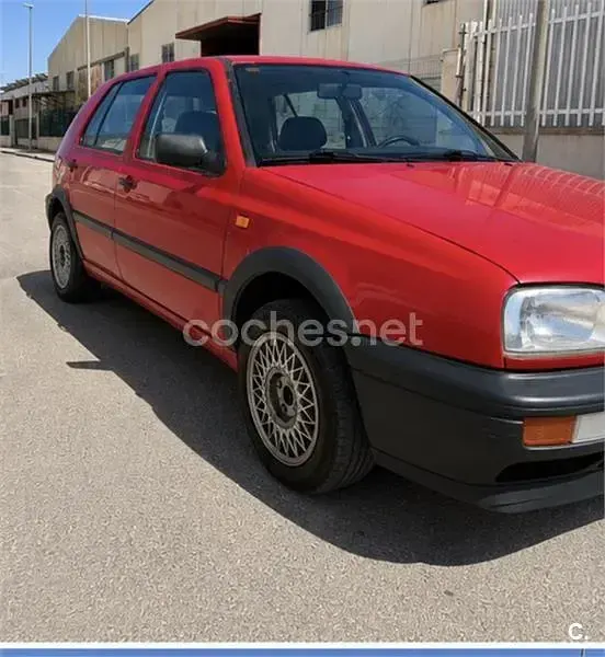 Usado VW Golf III 75 CV (55 kW) 1992 Rojo Utilitario