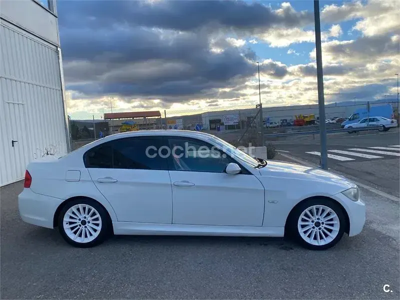 Usado BMW 320 150 CV (110 kW) 2007 Blanco Berlina