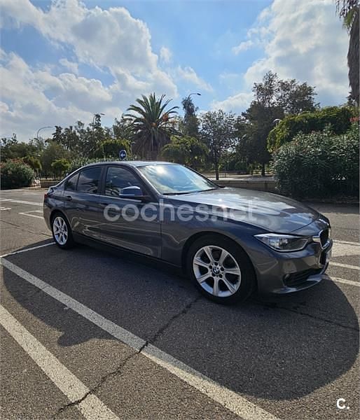 Käytetty BMW 320 184 HP (135 kW) 2013 Harmaa Sedan