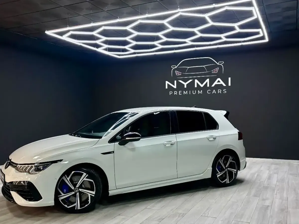 Usado VW Golf VIII R 320 CV (235 kW) 2021 Blanco Berlina
