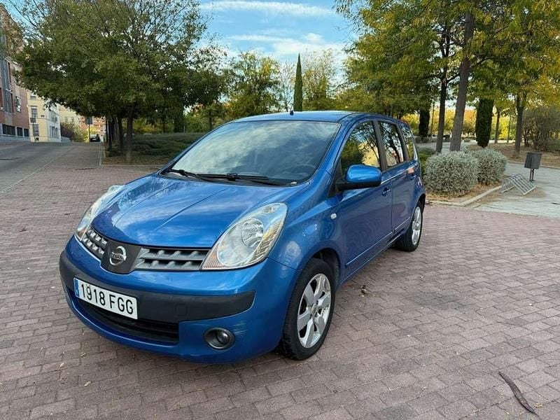 Usado Nissan Note Acenta 86 CV (63 kW) 2007 Azul Utilitario