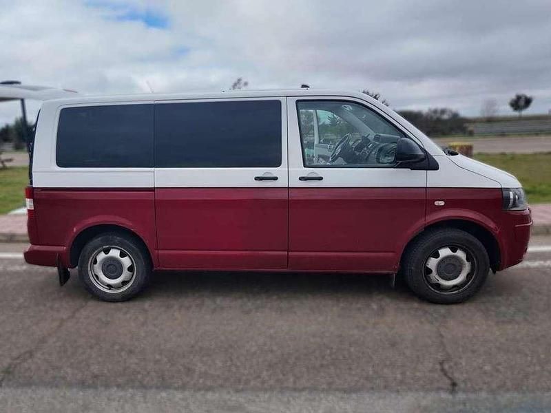 Usado VW Transporter Pro 140 CV (102 kW) 2015 Rojo Van
