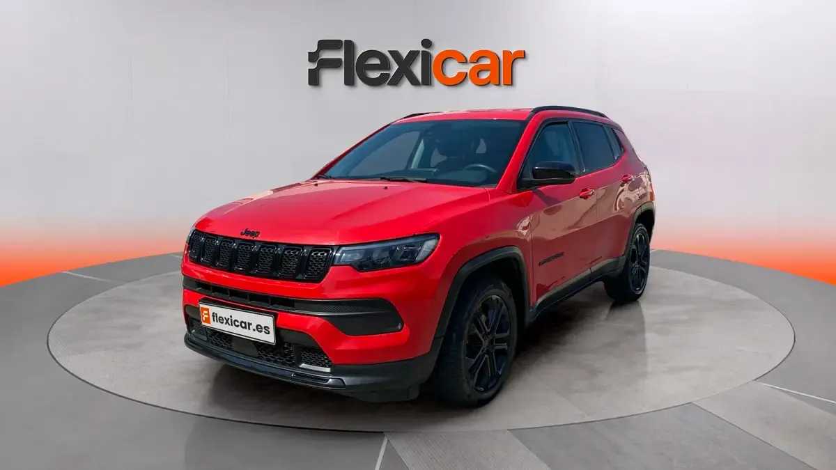 Usado Jeep Compass Night Eagle 131 CV (96 kW) 2022 Rojo SUV