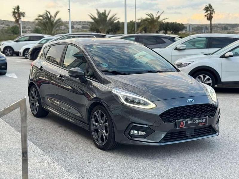 Usado Ford Fiesta ST-Line 140 CV (102 kW) 2018 Gris Utilitario